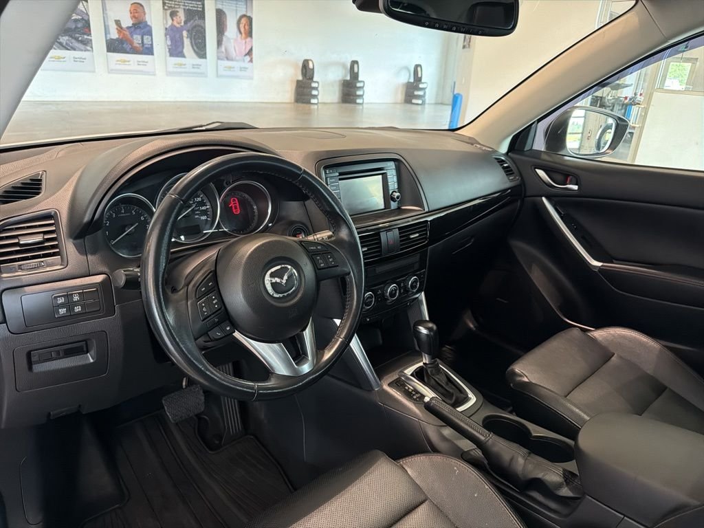 Used 2015 White Mazda Grand Touring image 10