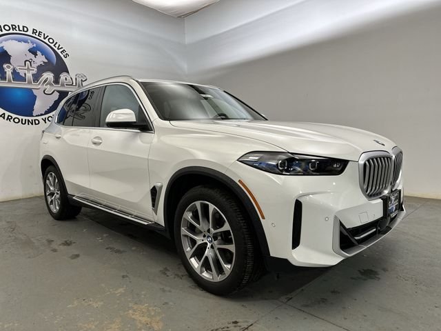 Used 2026 White BMW xDrive40i image 11