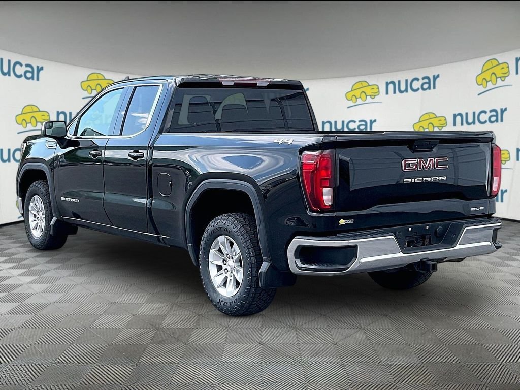 Used 2019 Black GMC SLE image 4