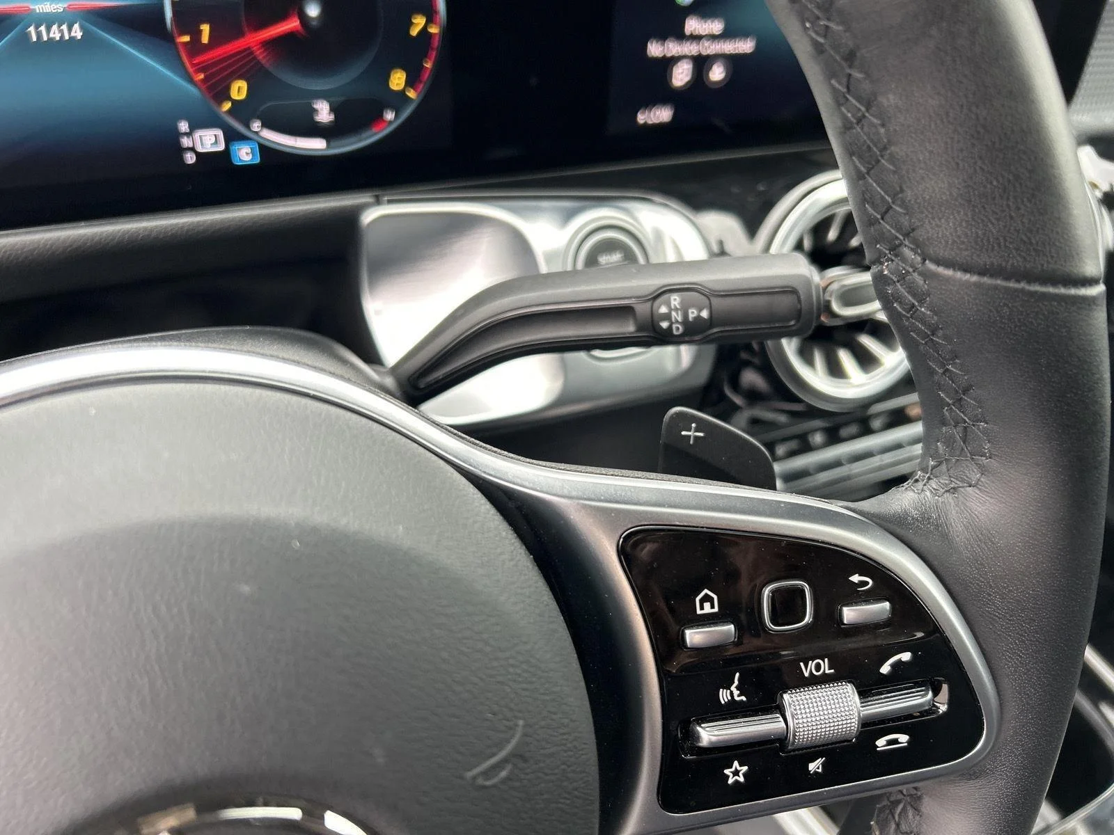 Used 2023 Night Black Mercedes-Benz GLB 250 image 19