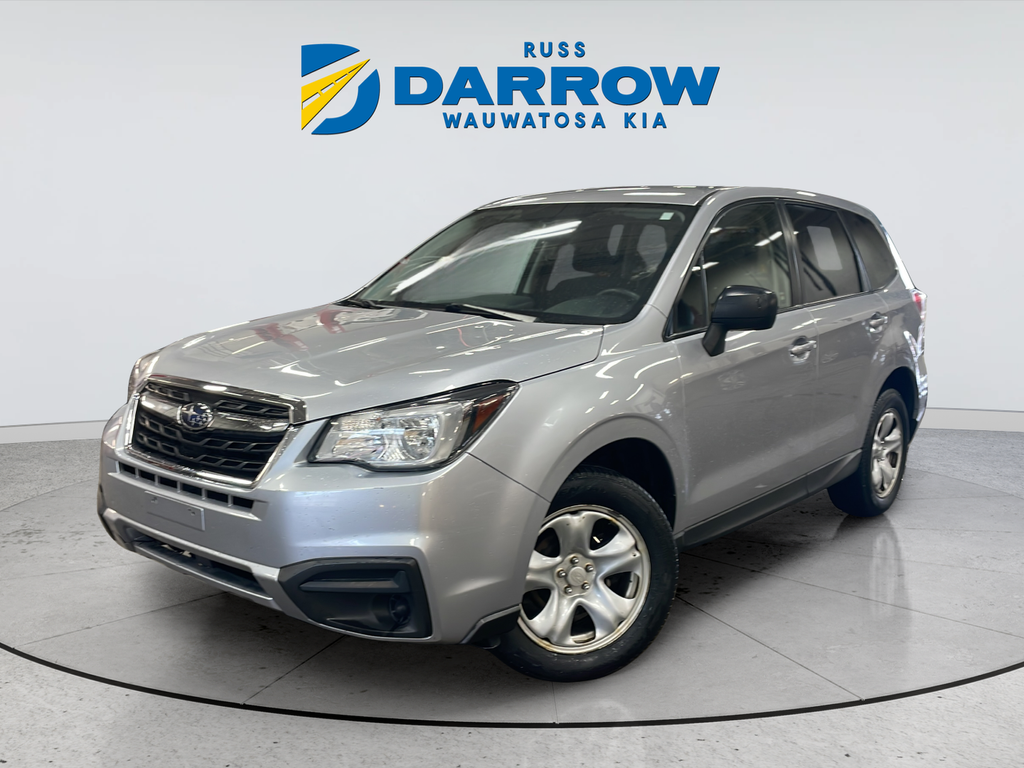 Used 2018 Silver Subaru 2.5i image 1