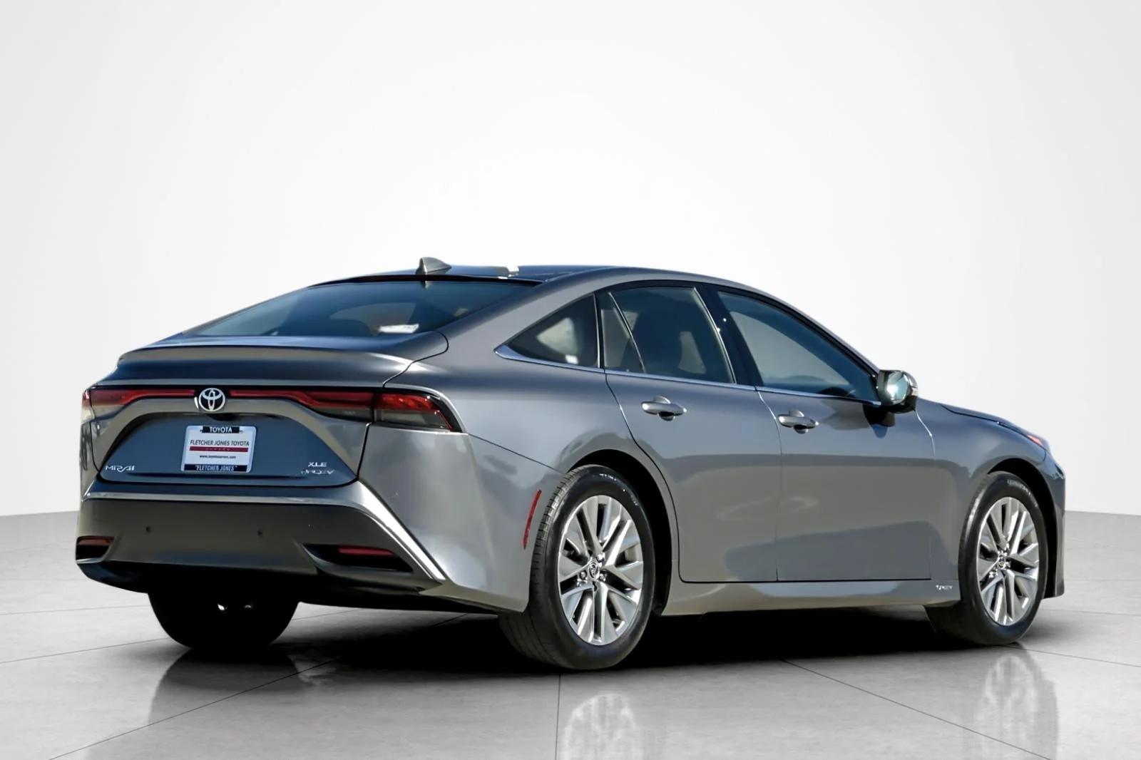 Certified Used 2025 Heavy Metal Toyota XLE image 5