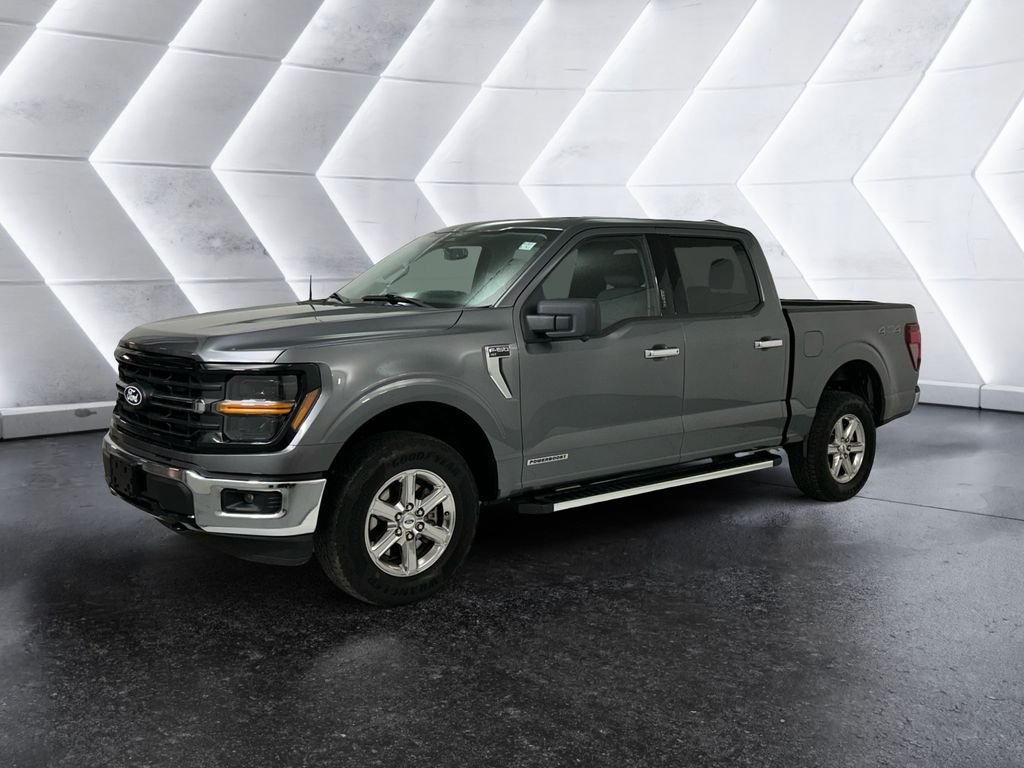 Used 2024 Gray Ford XLT image 3