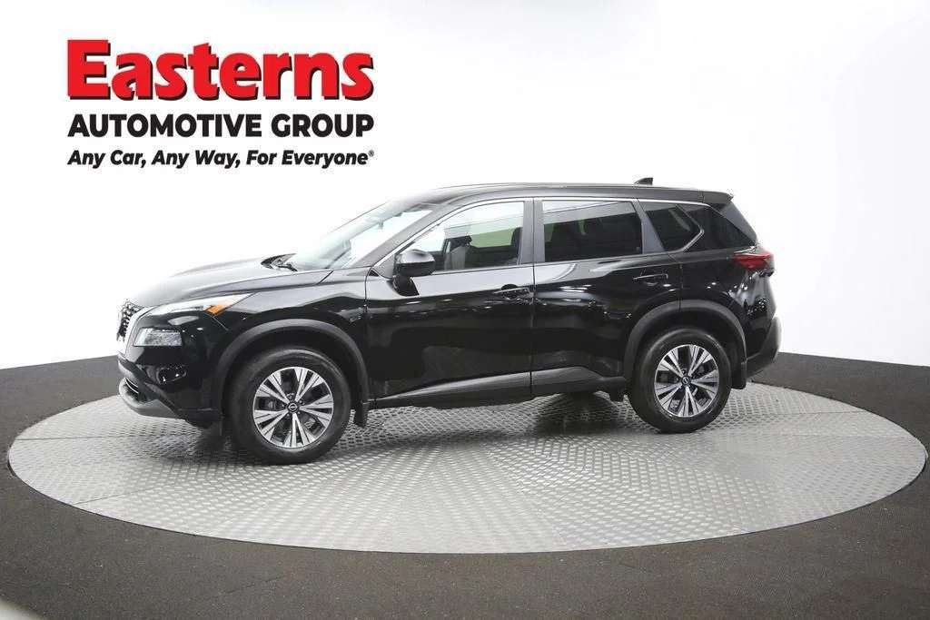 Used 2023 Black Nissan SV image 60