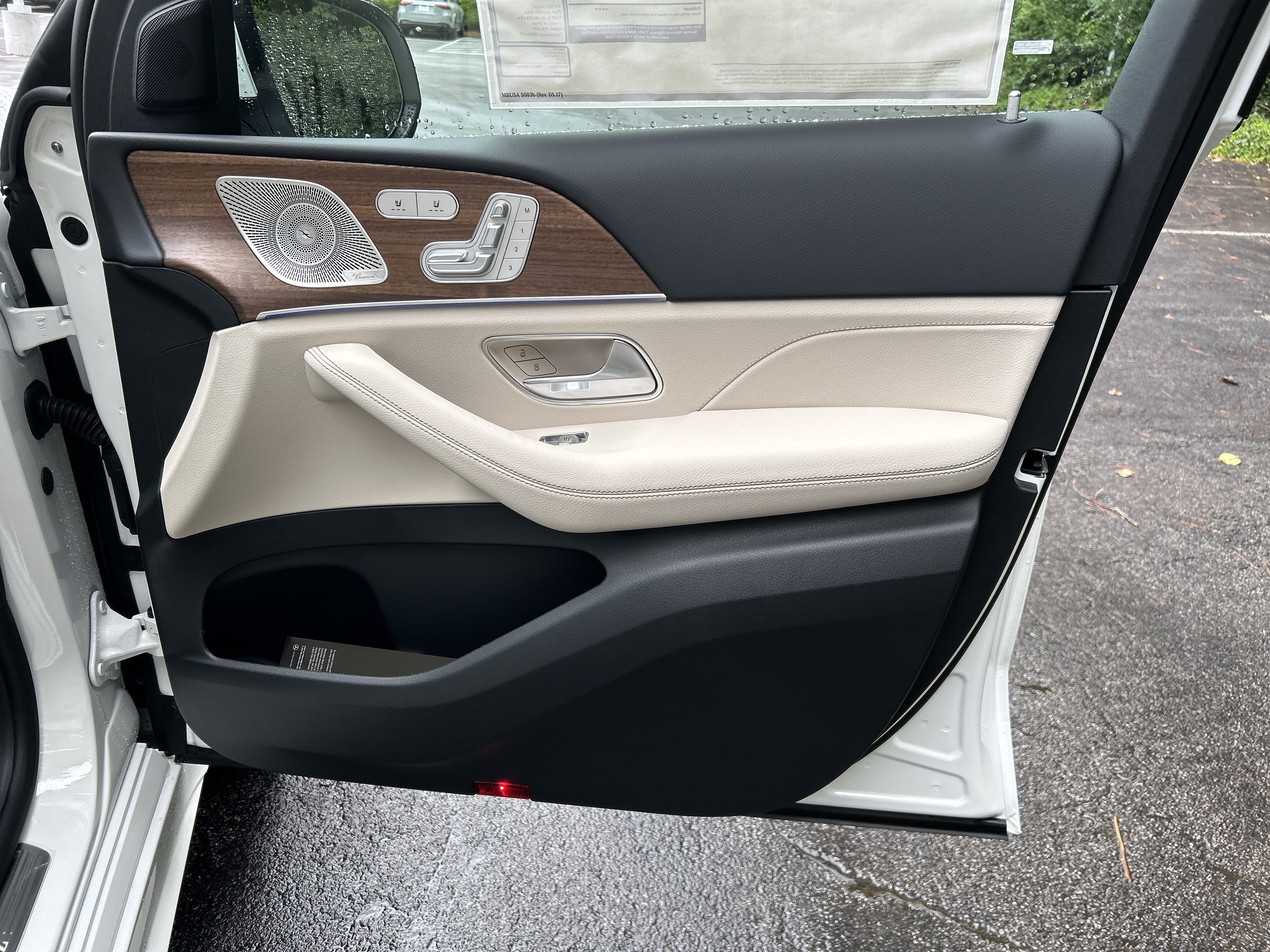 New 2026 Polar White Mercedes-Benz GLE 350 4MATIC® SUV image 41