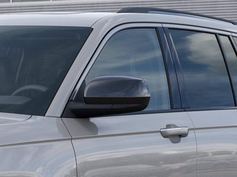 New 2026 Silver Zynith Exterior Paint Jeep Limited image 12