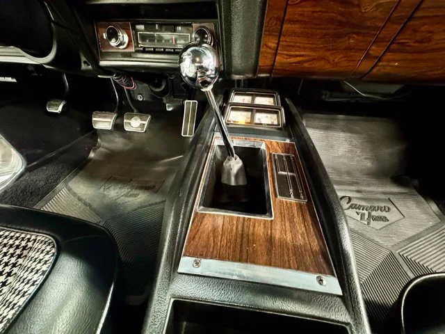 Used 1969 Silver Chevrolet Z28 image 14