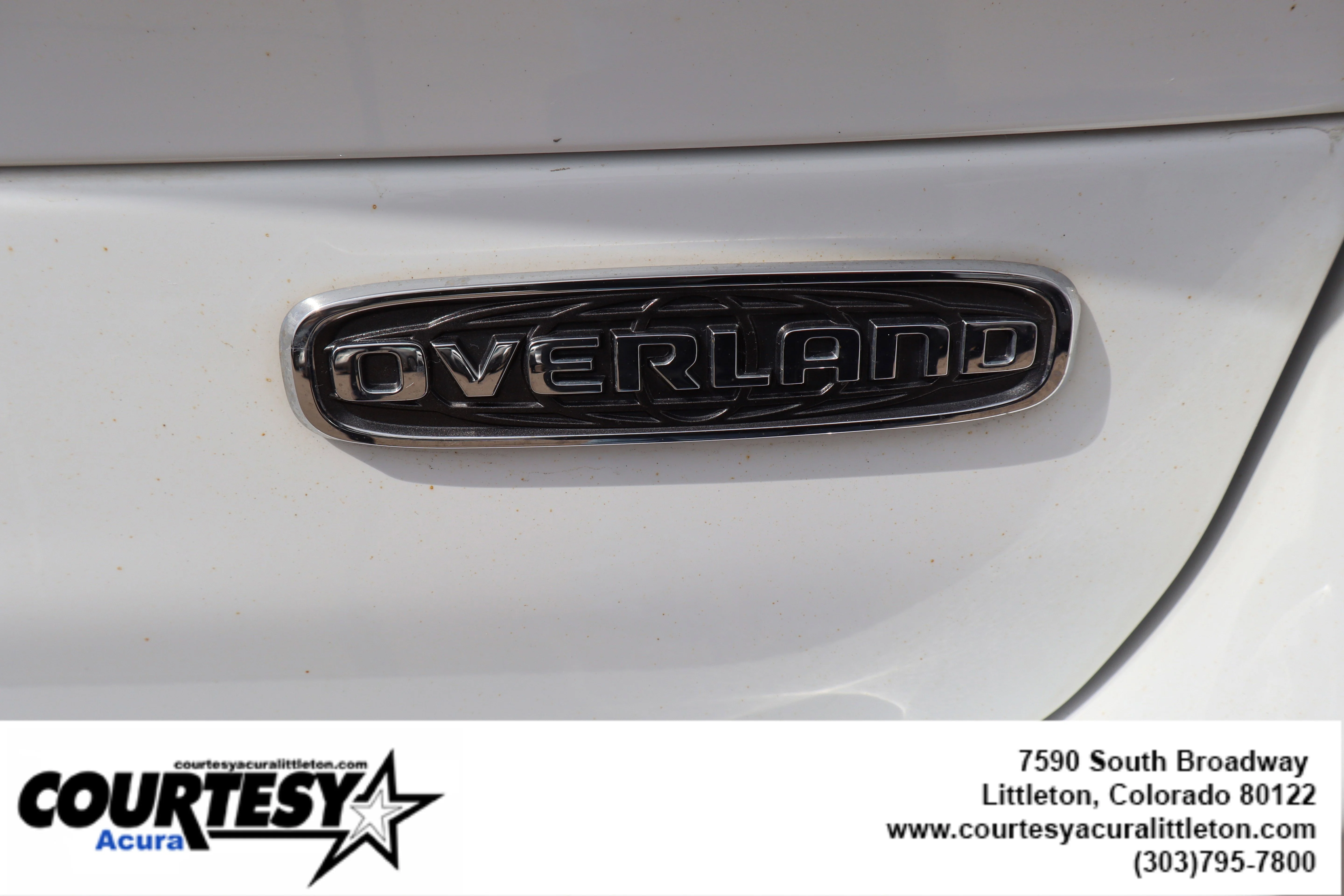 Used 2022 Bright White Clearcoat Jeep Overland image 6
