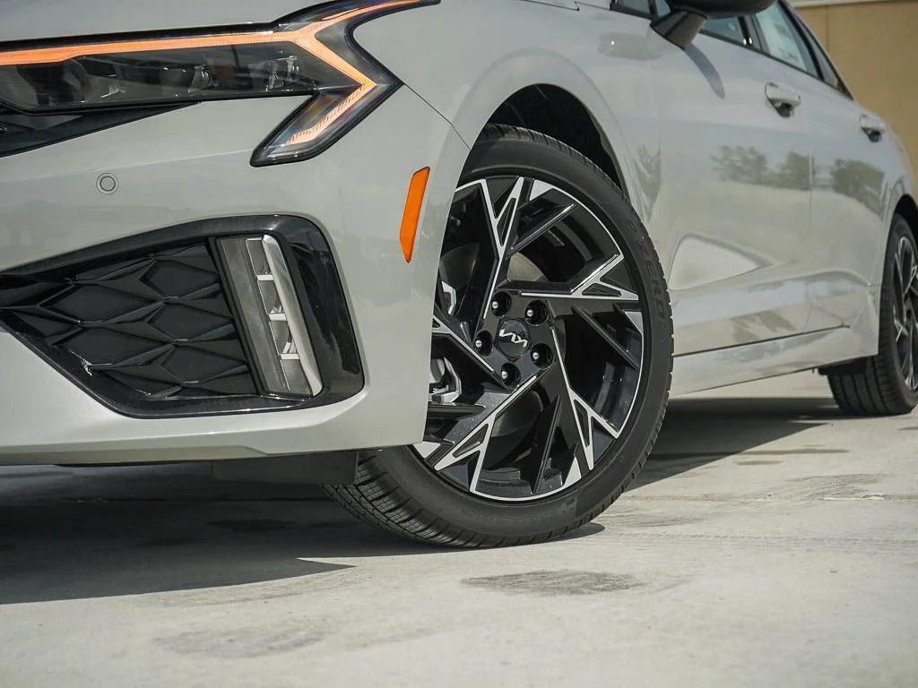 New 2026 Wolf Gray Kia GT-Line AWD image 6
