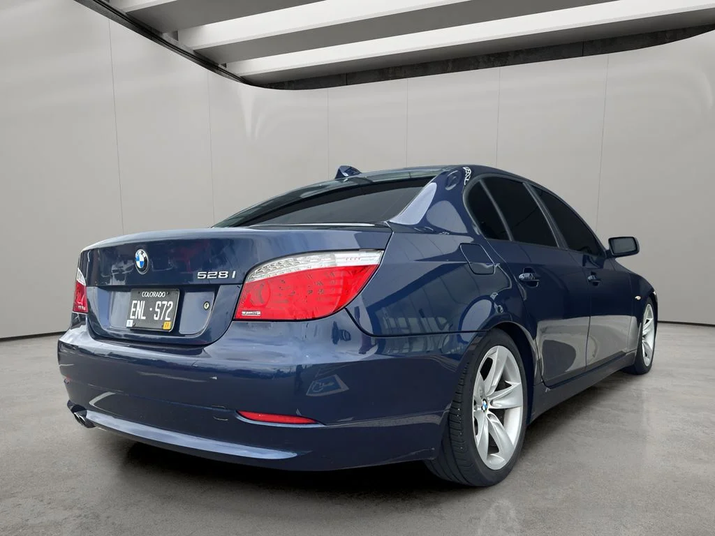 Used 2008 Monaco Blue Metallic BMW 528i image 5