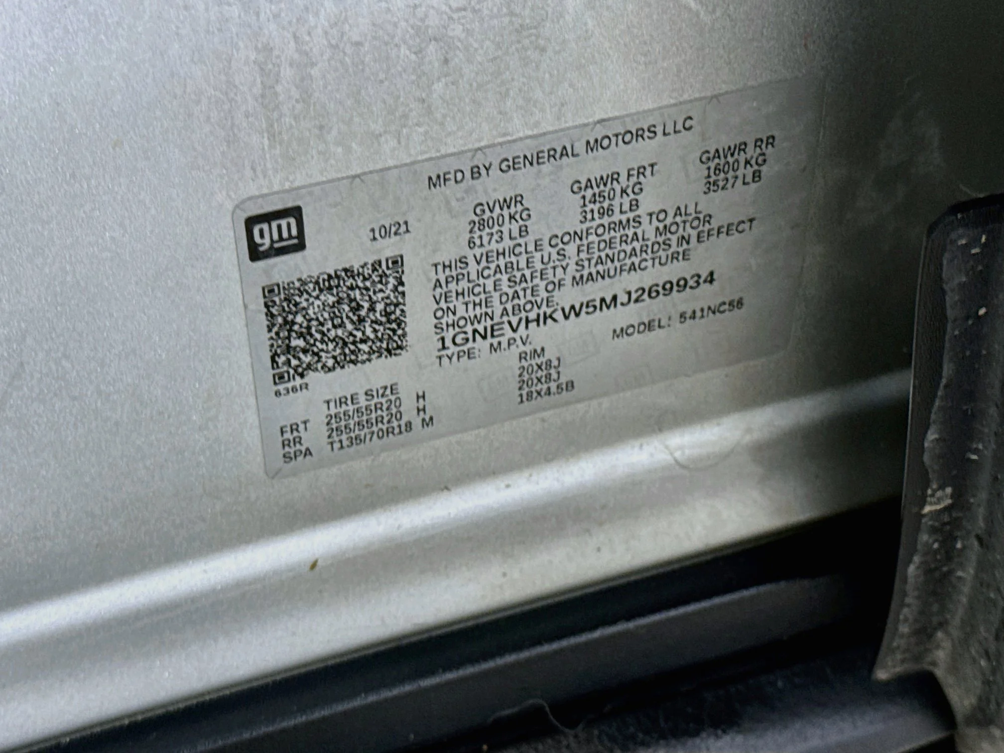 Used 2021 SILVER ICE METALLIC Chevrolet LT Leather image 35