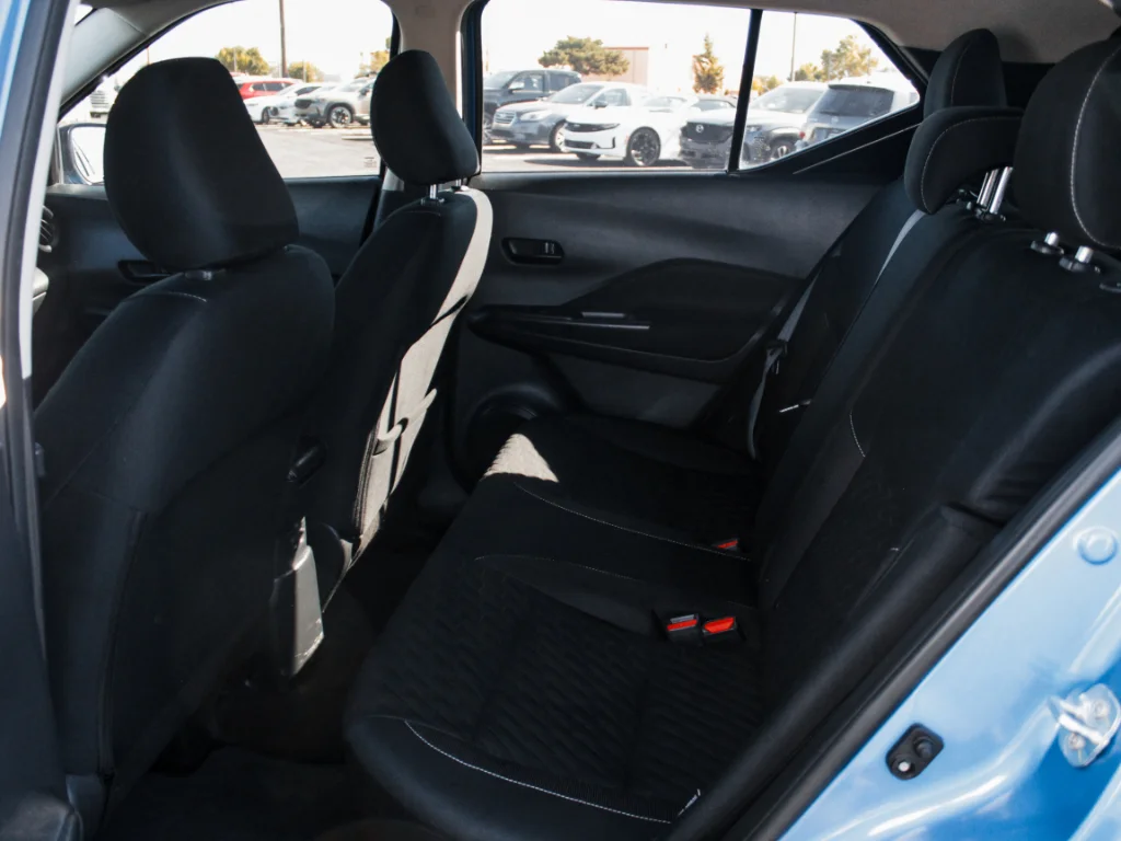 Used 2022 Electric Blue Metallic Nissan S image 21