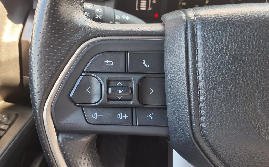 Used 2025 Silver Toyota SR5 image 21