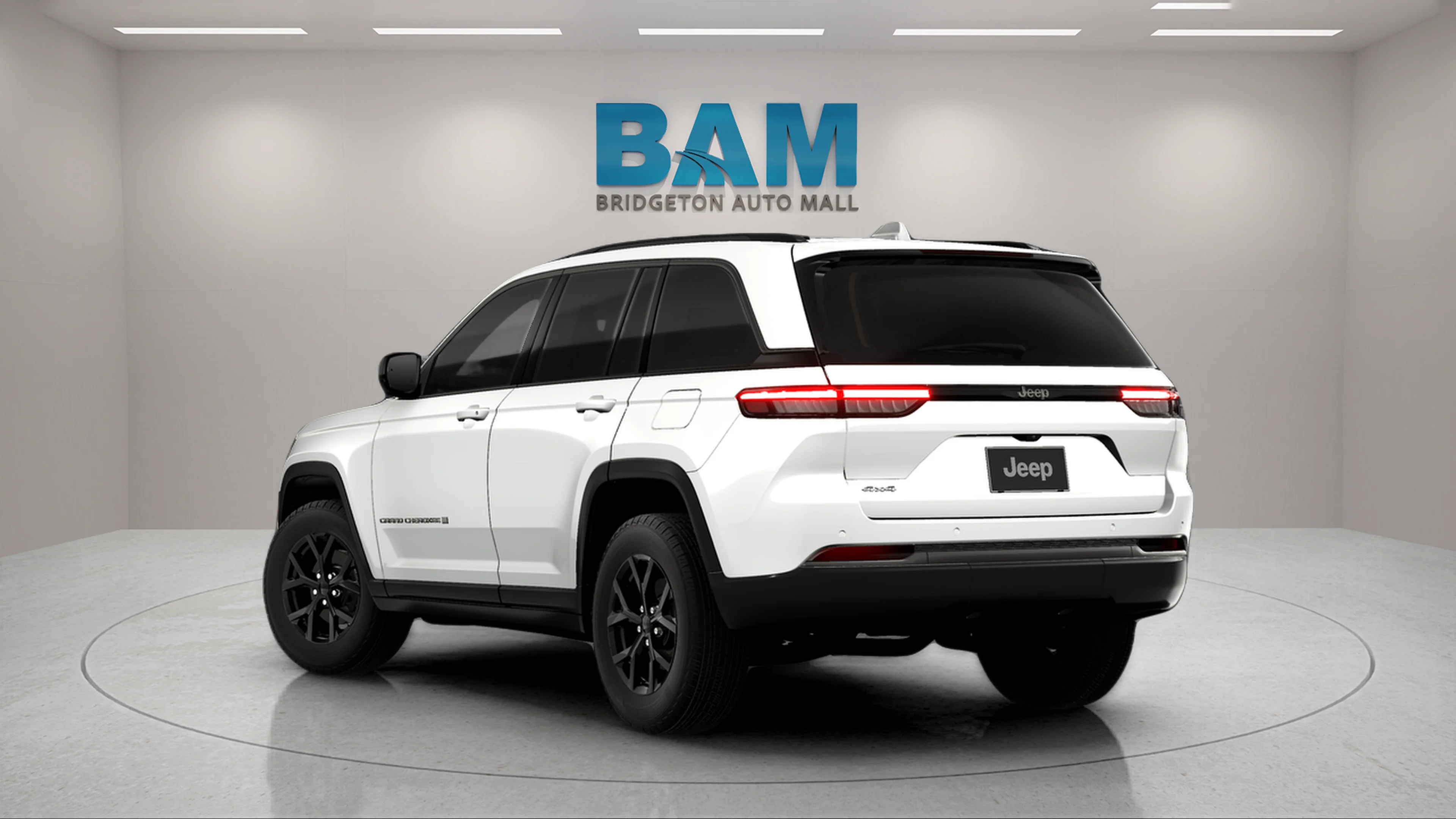 New 2026 Bright White Clearcoat Jeep Laredo Altitude image 10