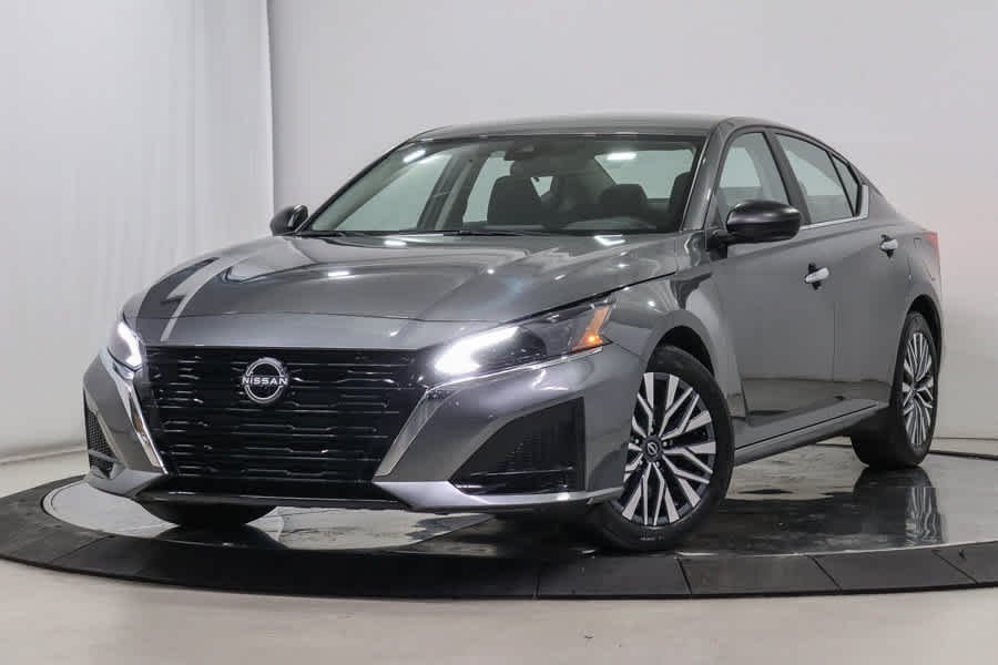 2025 Nissan Altima