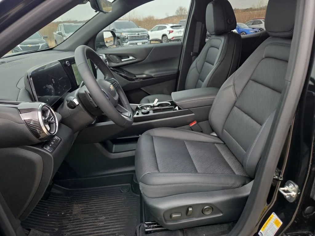 2026 Chevrolet Equinox LT - Photo 24