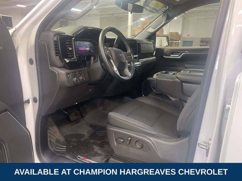 2023 Chevrolet Silverado 1500 LT Trail Boss - Photo 13