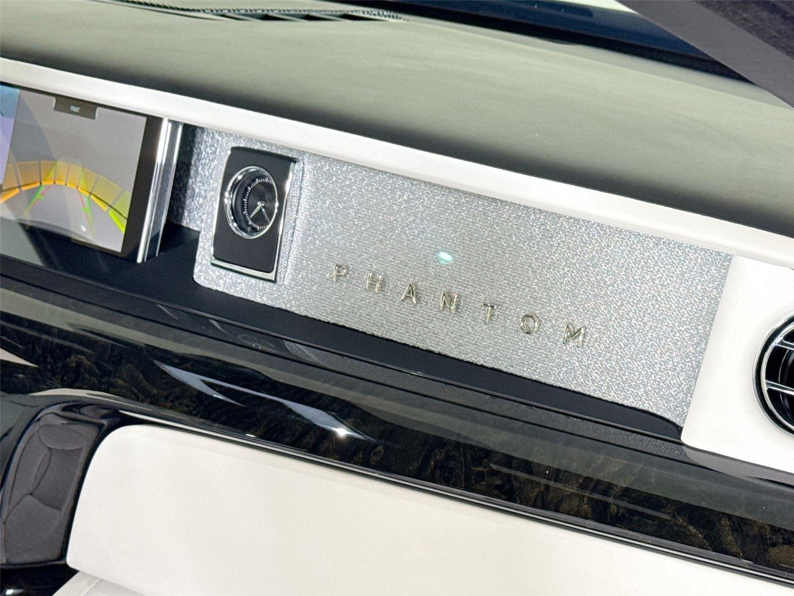 Used 2023  Rolls-Royce  image 43