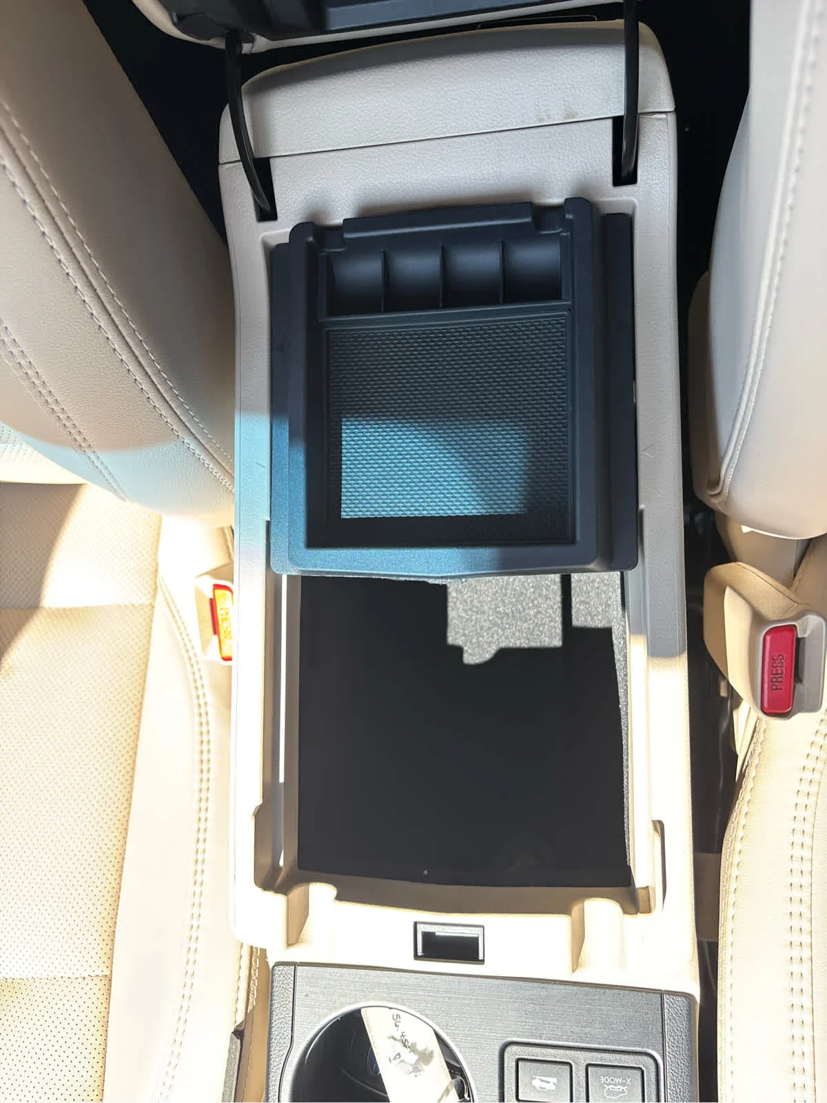 Used 2018 Wilderness Green Metallic Subaru Limited image 21