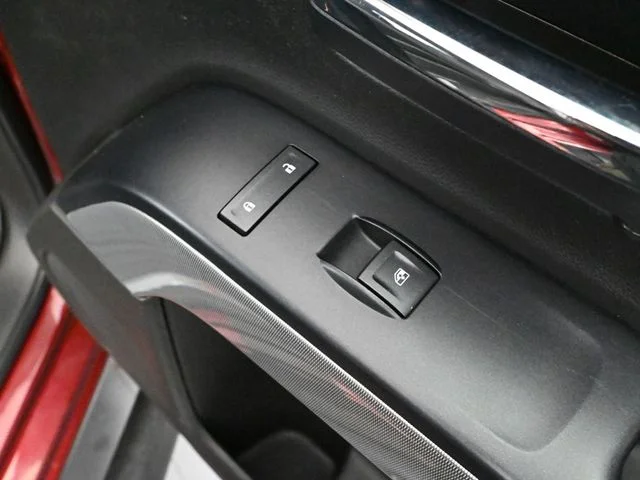 Used 2016 Red Chevrolet LT image 43