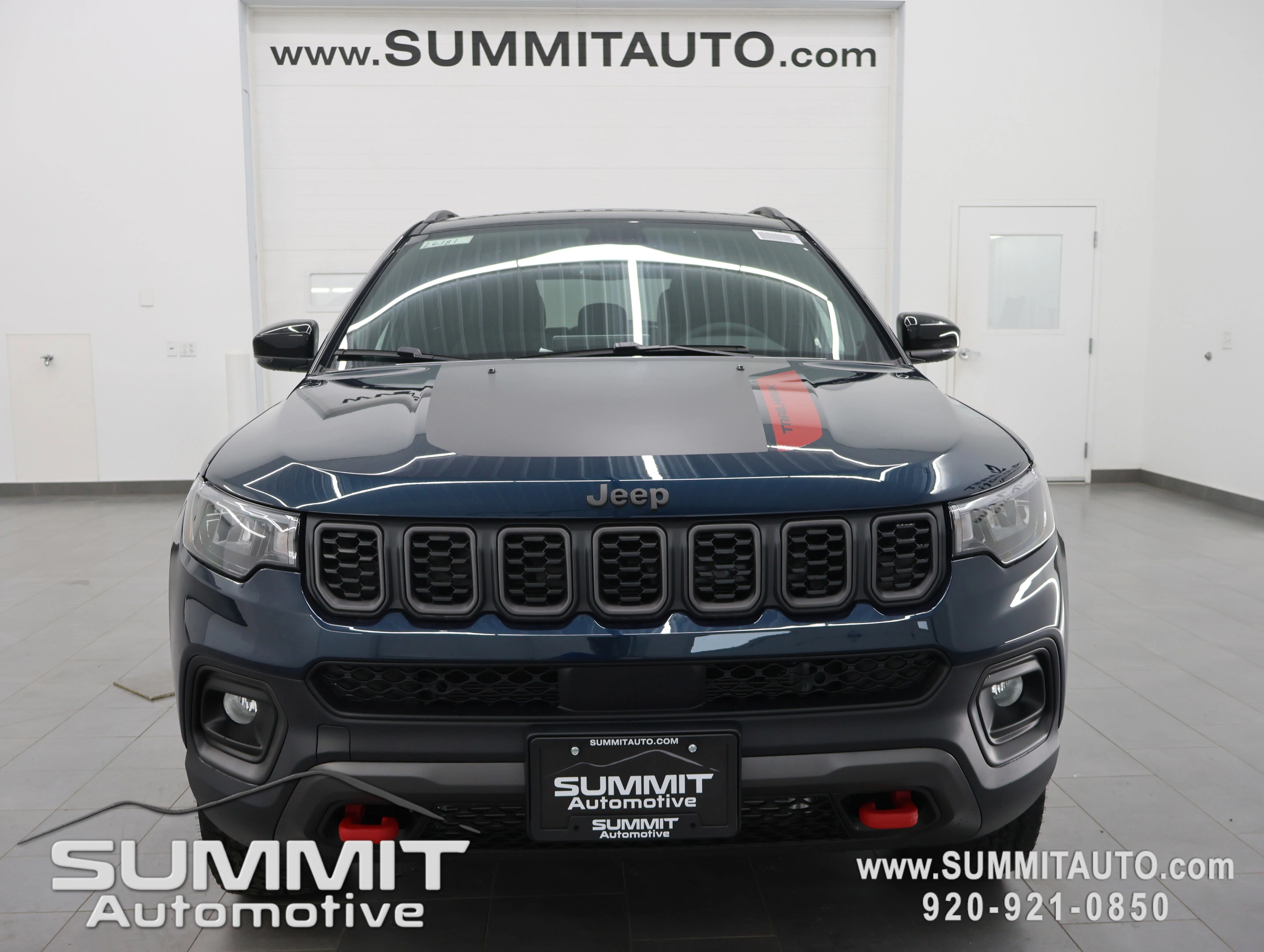New 2026 Fathom Blue Pearl-Coat Exterior Paint Jeep Trailhawk image 21