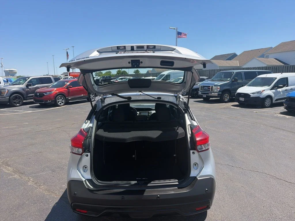 Certified Used 2020 Brilliant Silver Metallic Nissan S image 46