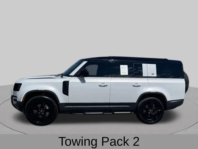 Used 2023 White Land Rover S image 3