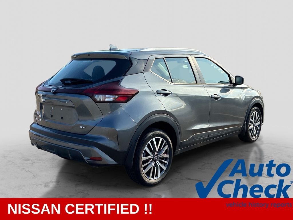 Used 2024 Gray Nissan SV image 7