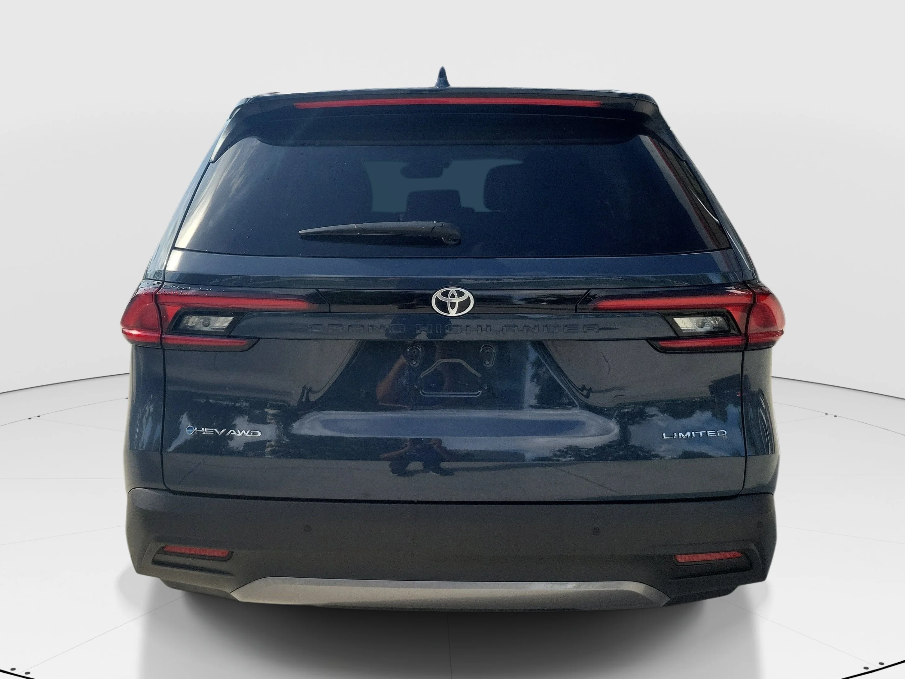 Certified Used 2025 Cloud Toyota Limited image 6