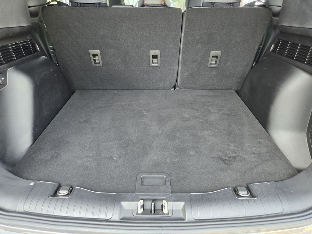 Used 2023 Gray Ford ST-Line image 24