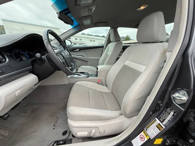 Used 2013 Magnetic Gray Metallic Toyota XLE image 11