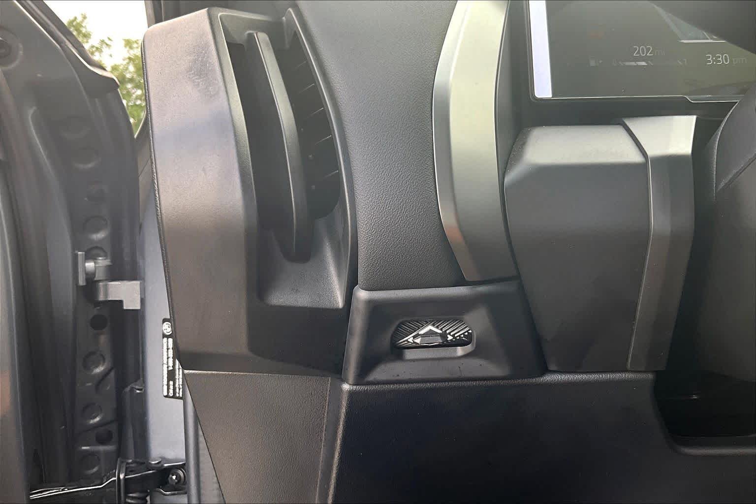 Used 2026 Skyscraper Grey Metallic BMW 30 xDrive image 33