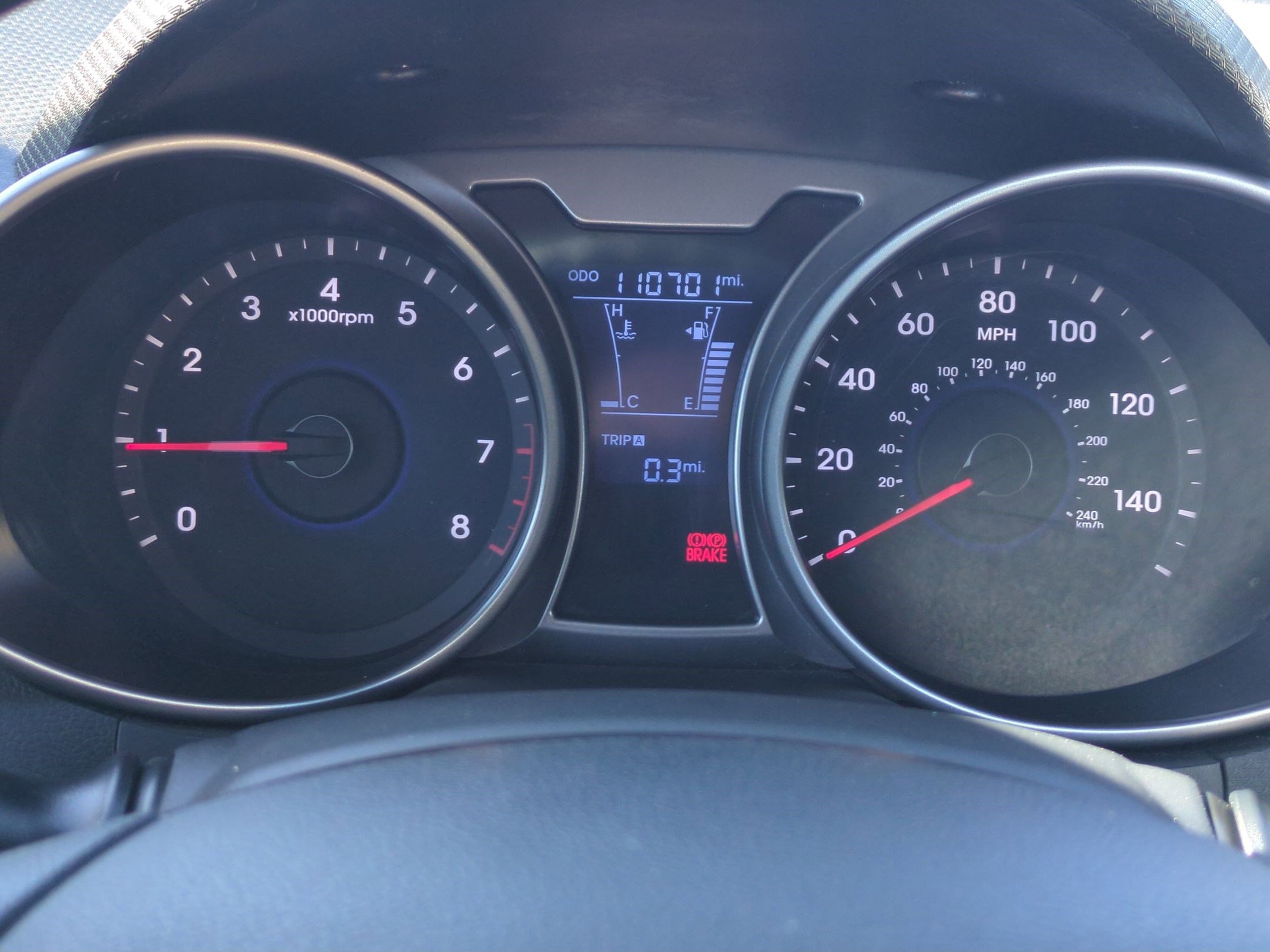 2014 Hyundai Veloster Base - Photo 20
