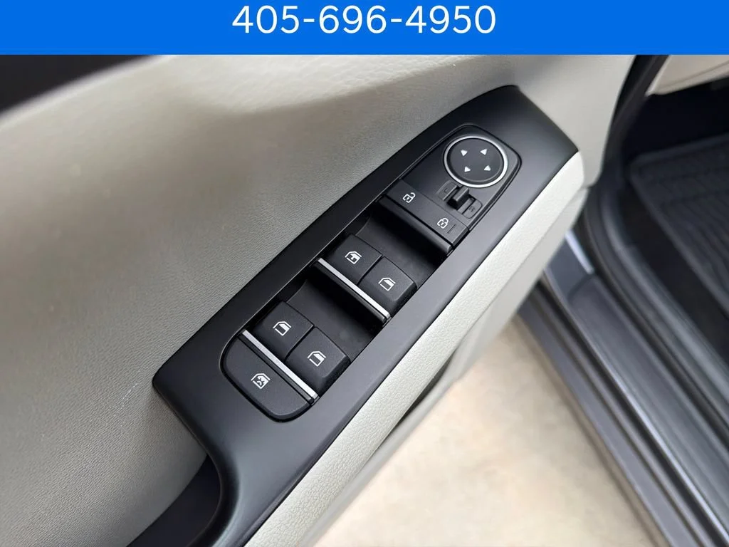 Pre-Owned 2023 Kia Soul LX