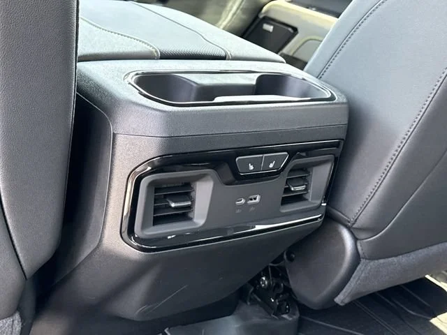 2026 Chevrolet Silverado 2500 HD ZR2 - Photo 15