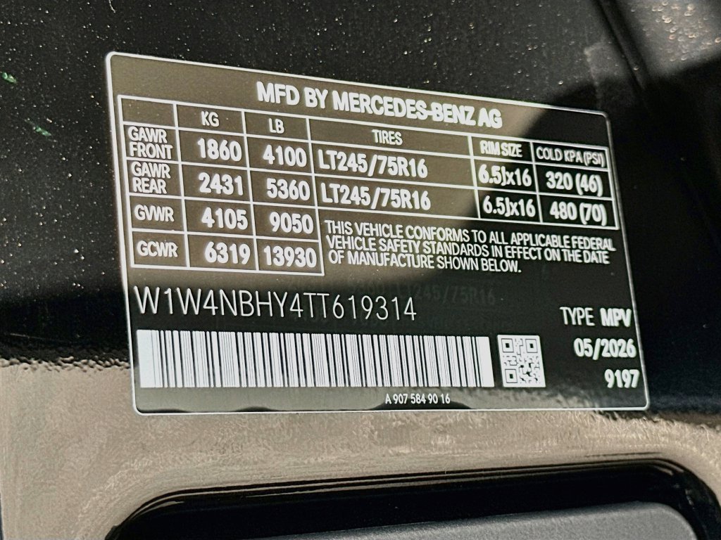 New 2026 Obsidian Black Metallic Mercedes-Benz Crew 144 WB image 58