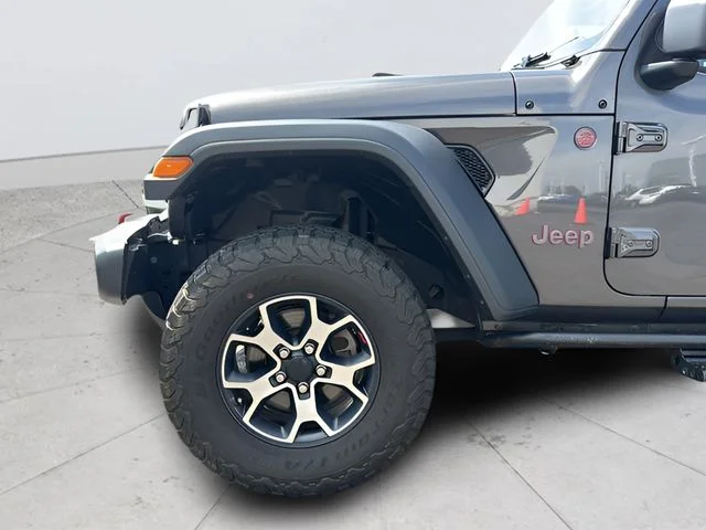 Used 2020 Gray Jeep Rubicon image 32