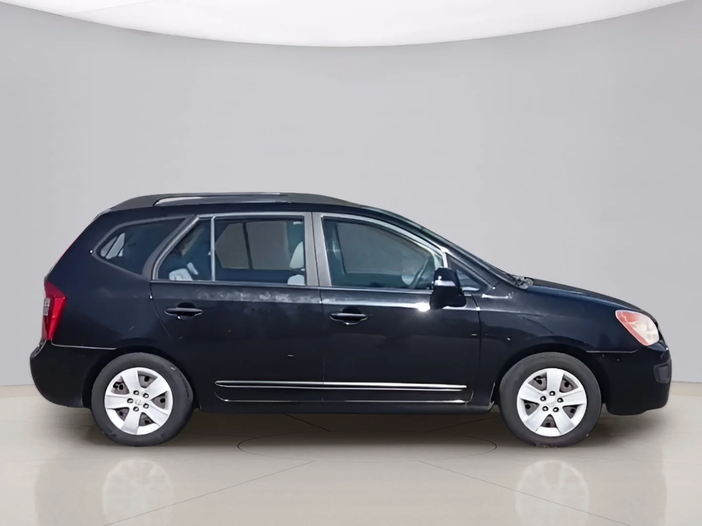Used 2010 Black Kia LX image 6