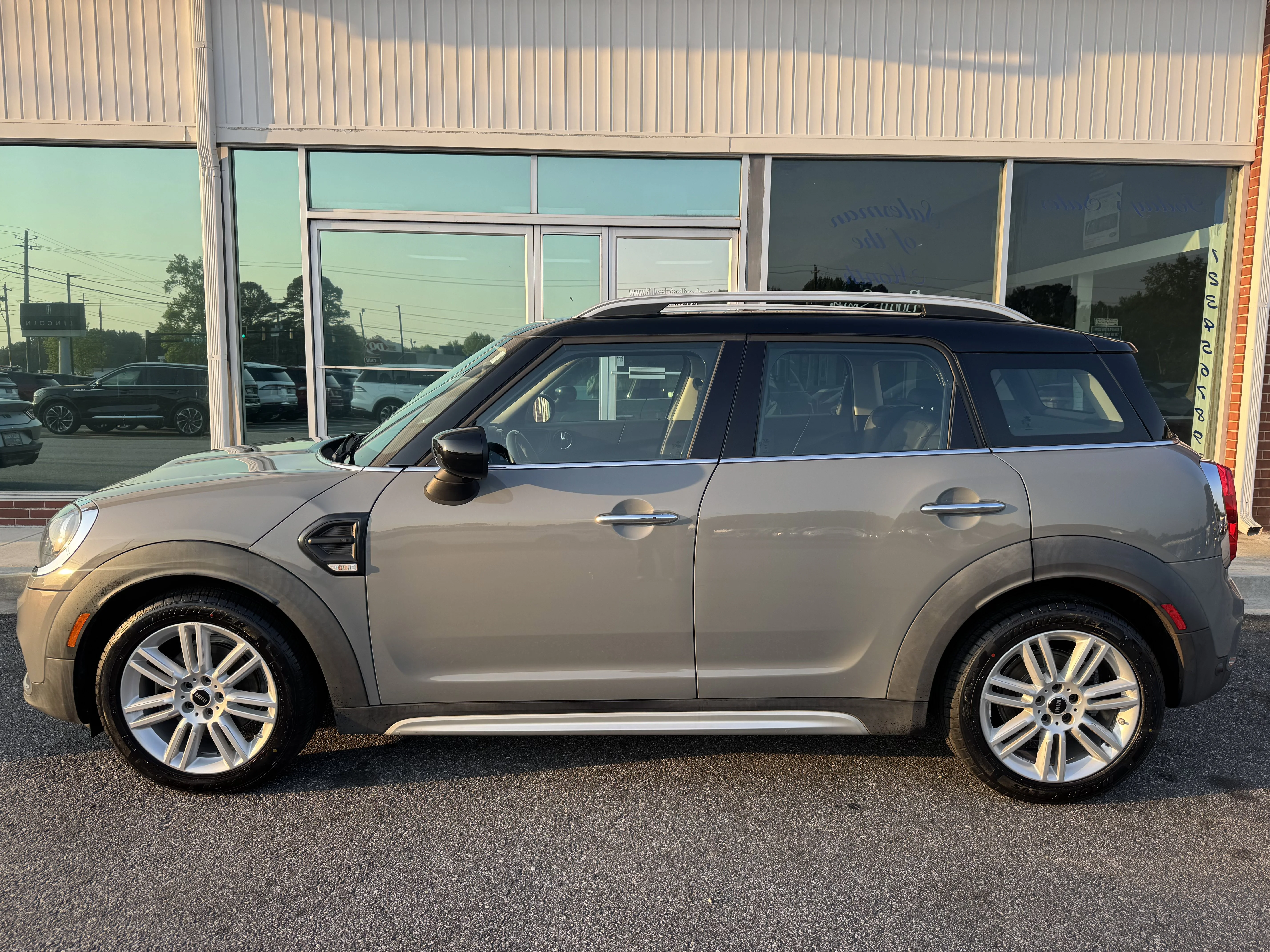 2020 MINI Countryman Cooper's photo