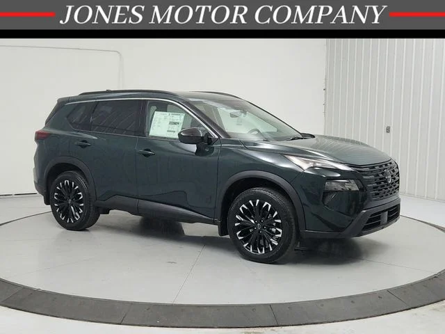 2026 Nissan Rogue Dark Armor's photo