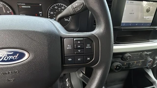 Used 2025  Ford XL image 23