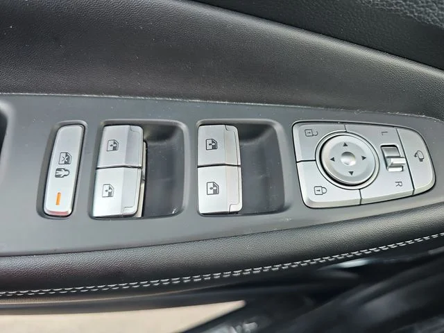 Used 2023 Blue Hyundai Calligraphy image 28