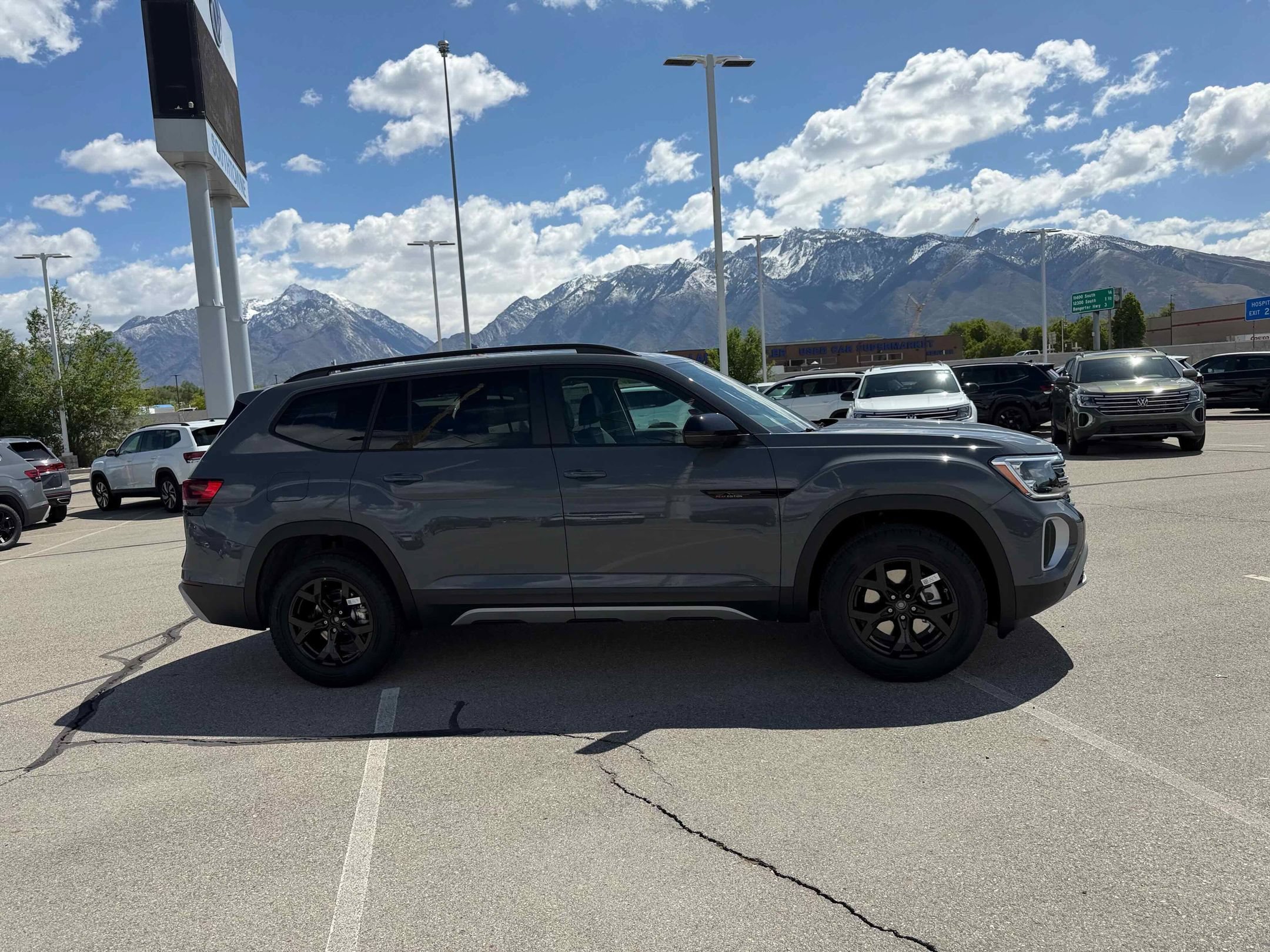 New 2026 Gray Volkswagen 2.0T Peak Edition image 9