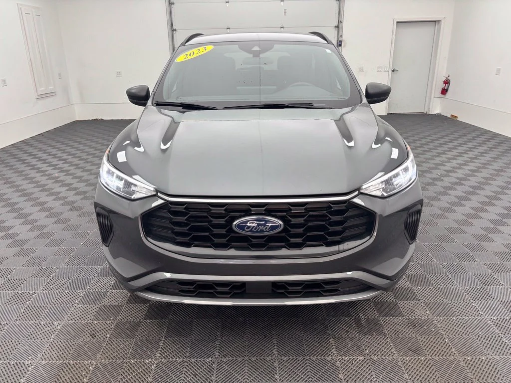Used 2023 Gray Ford ST-Line image 15