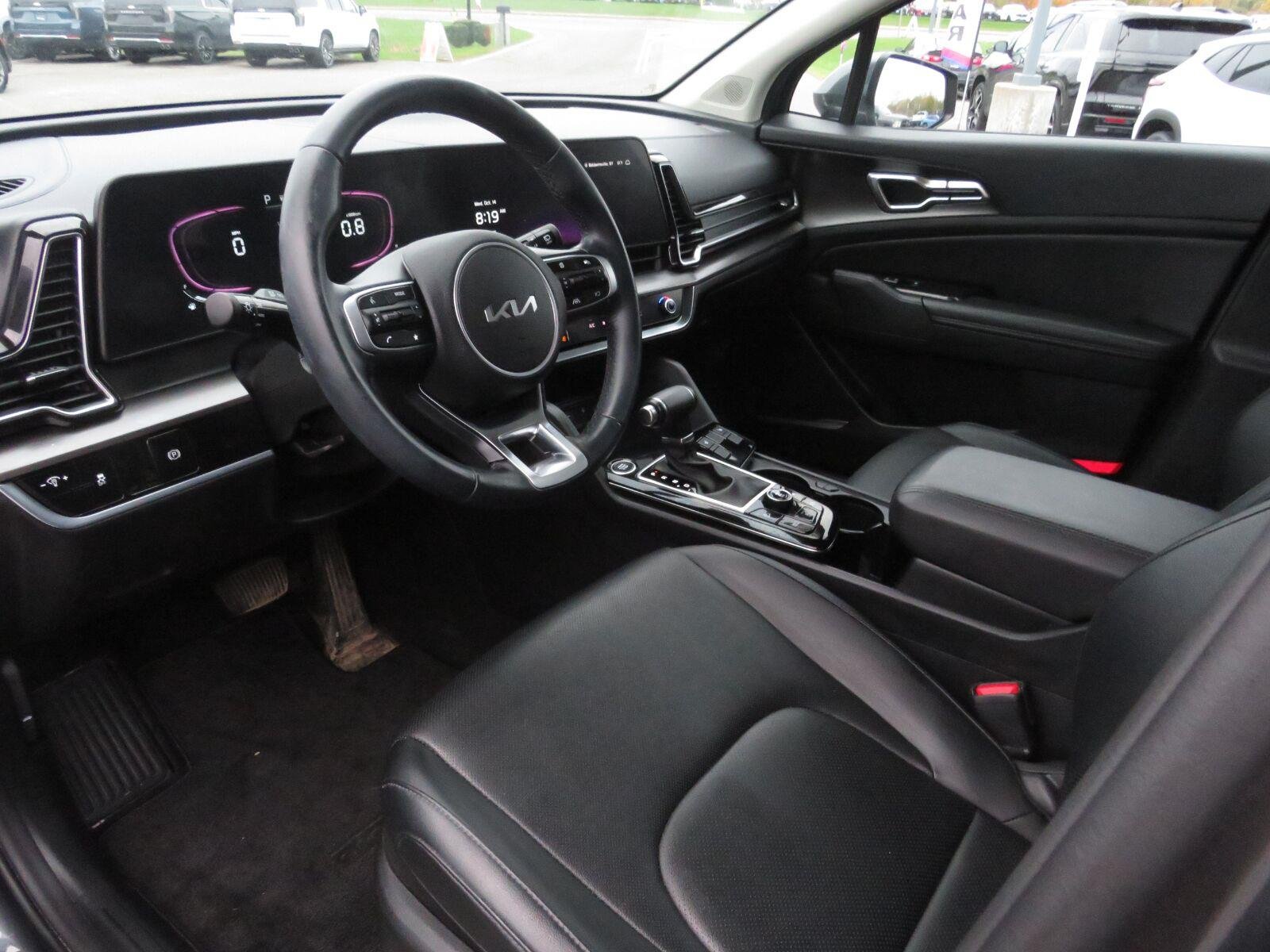 Used 2024 Gravity Gray Kia EX image 24