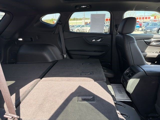 Used 2020 Black Chevrolet RS image 17