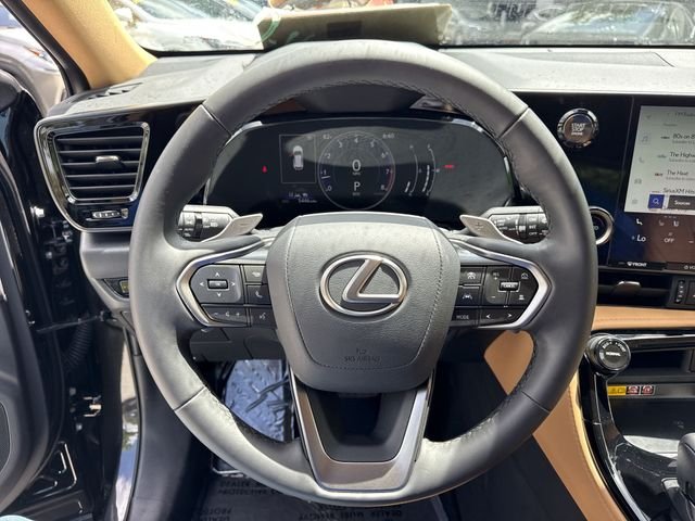 2025 Lexus NX 250 - Photo 14