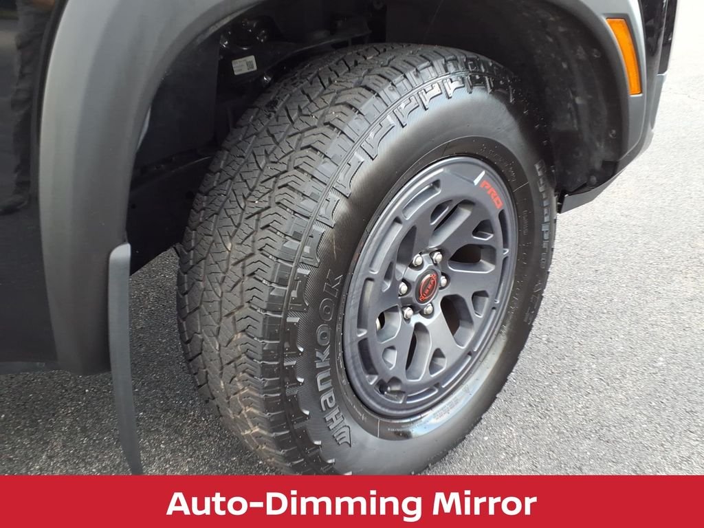 Used 2025 Super Black Nissan PRO-4X v6 LONG BED PREMIUM W/LEATHER & SUNROOF image 30