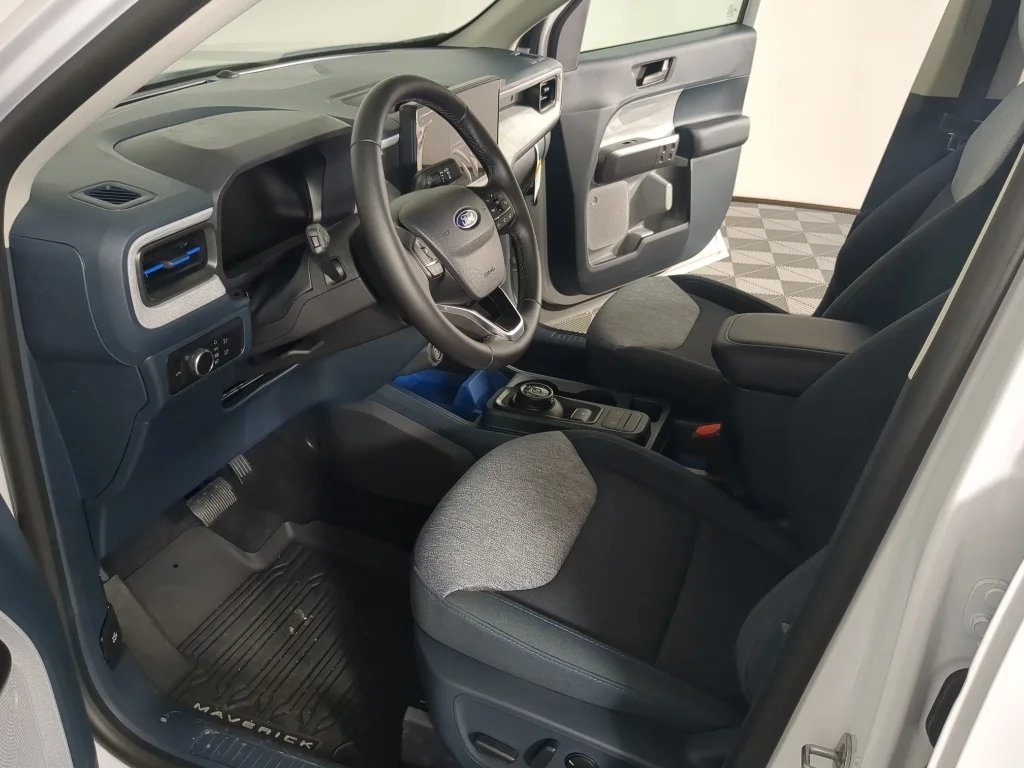 2026 Ford Maverick XLT - Photo 16
