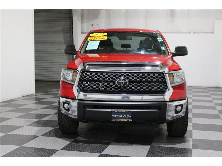 2021 Toyota Tundra SR5 - Photo 2